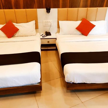 Hotel Keerthana Puttur Puttur  エクステリア 写真