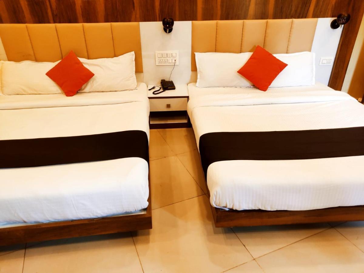 Hotel Keerthana Puttur Puttur  エクステリア 写真